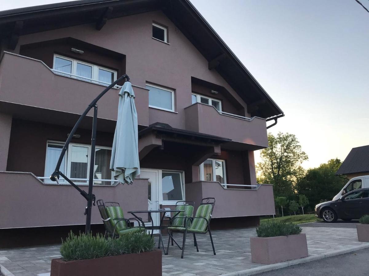 Sobe Matovinovic Otel Lovinac  Dış mekan fotoğraf